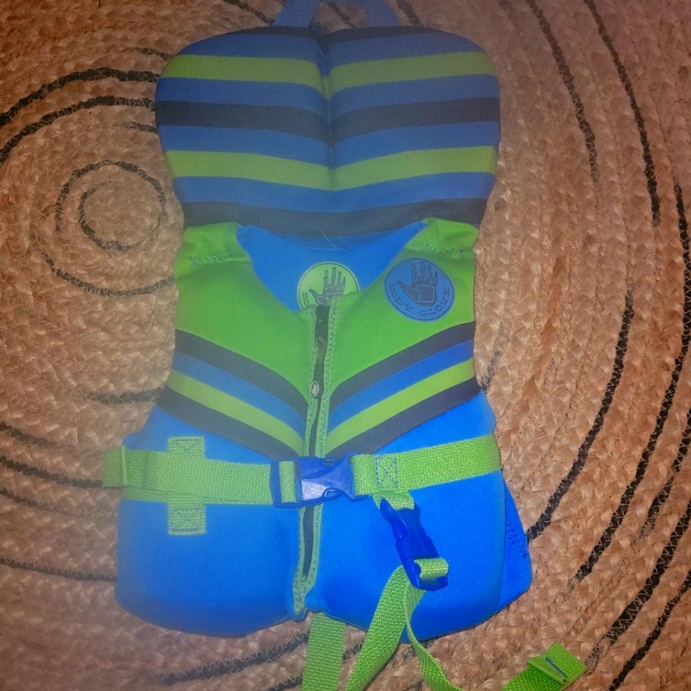 Body Glove infant life jacket